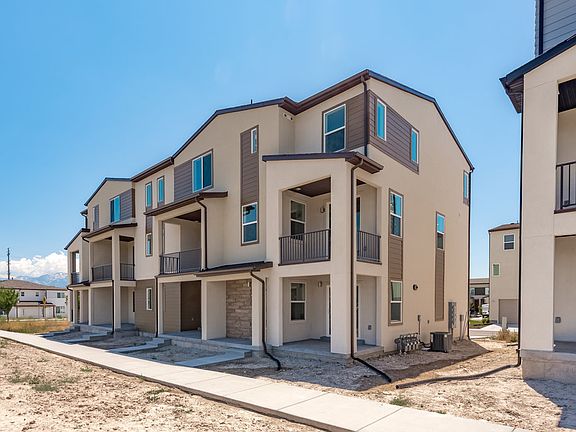 3rd image of 6026 W High Moon Pl