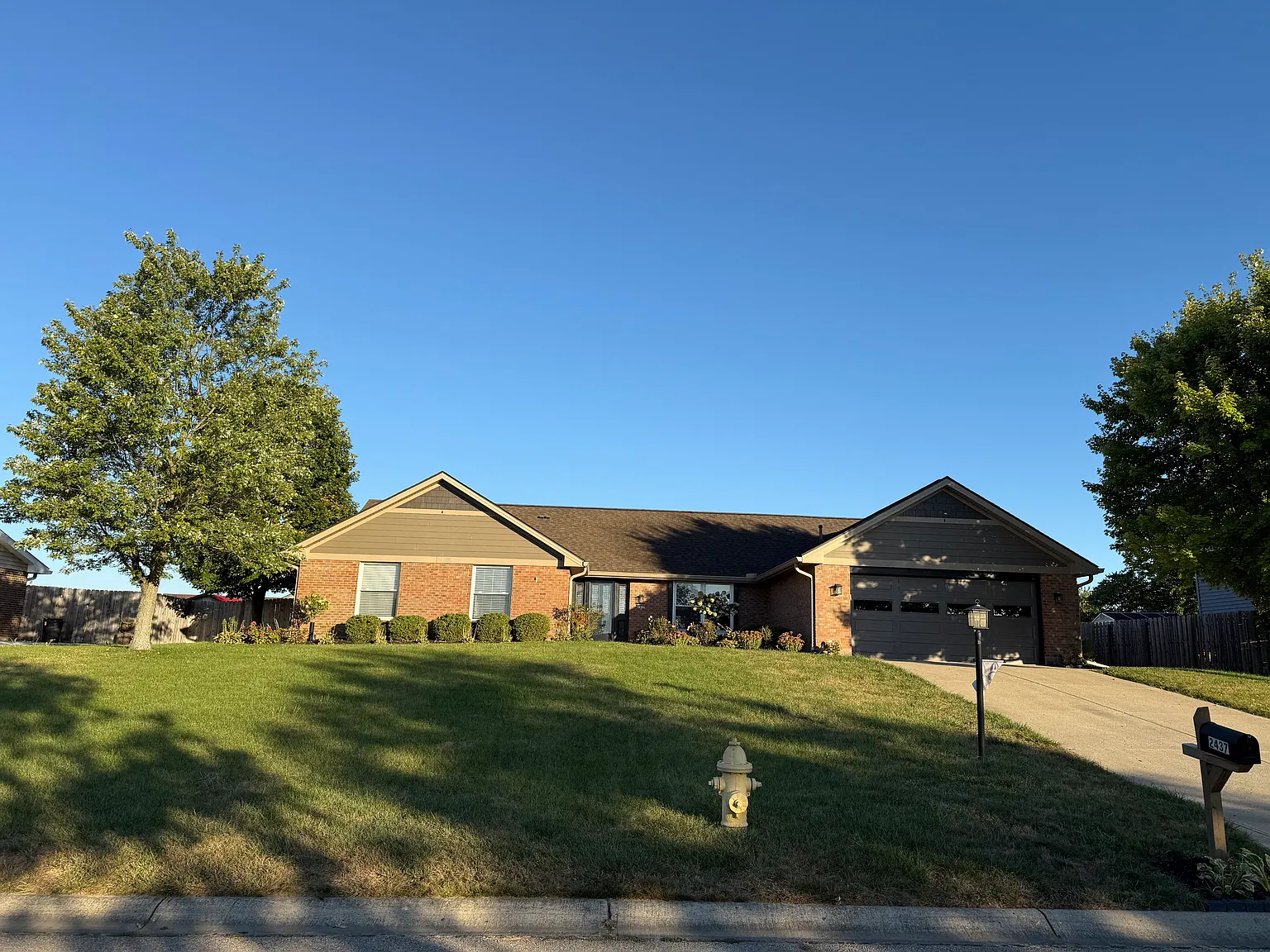 4 bed, 2.5 bath, 2205 sqft, $2,800 — Photo 1
