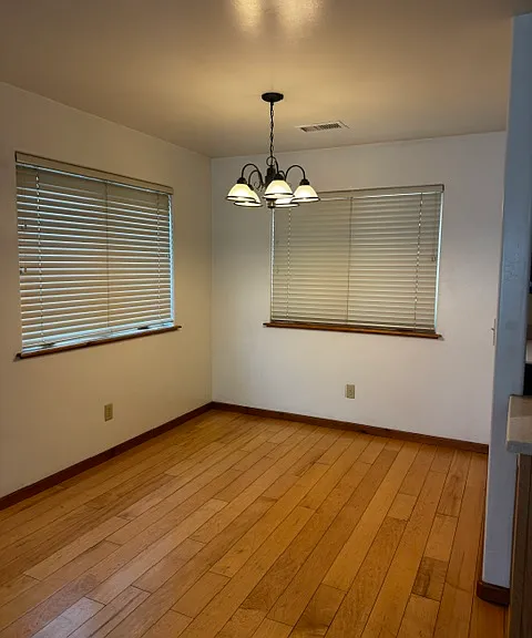 119 S O'Leary St #4 — Photo 6