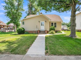 130 N Central Ave, Hartley, IA 51346