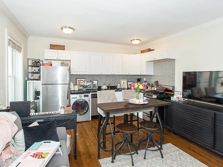 2129 N Dayton St #603 — Photo 7