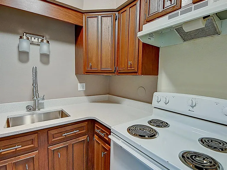 1215 Oakland Rd NE #44 — Photo 25