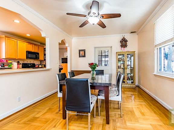 4th image of 5714 Faraday Ave