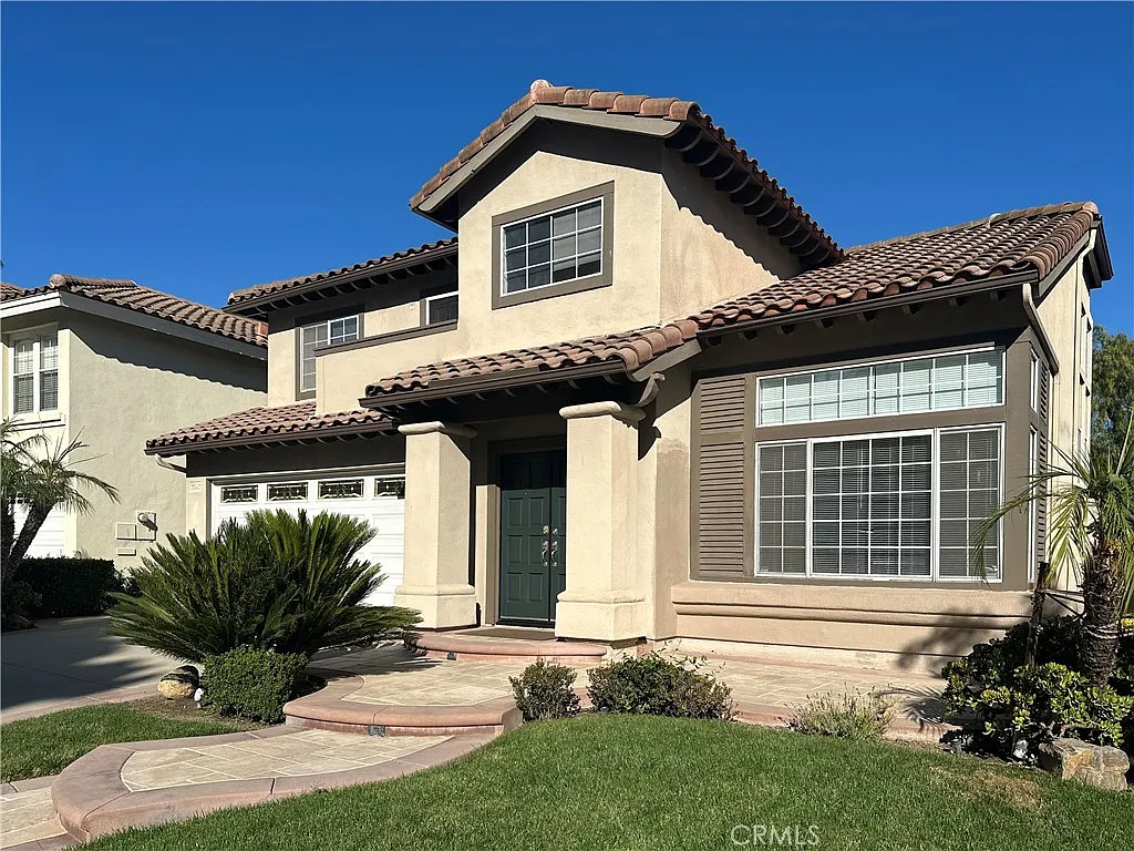 3 bed, 2.5 bath, 1904 sqft, $4,900 — Photo 1