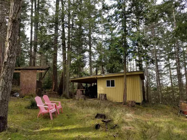 118 Burrill Rd, Southern Gulf Islands, BC V0N 1P0