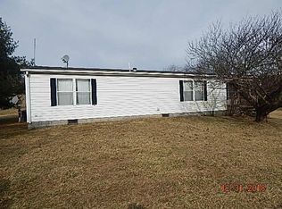 178 Fabric Ln, Rural Retreat, VA 24368