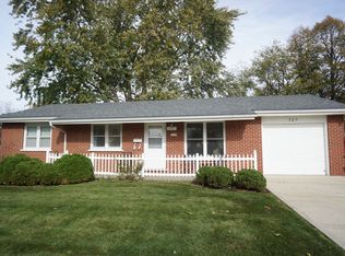 707 Harmony Dr, North Aurora, IL 60542