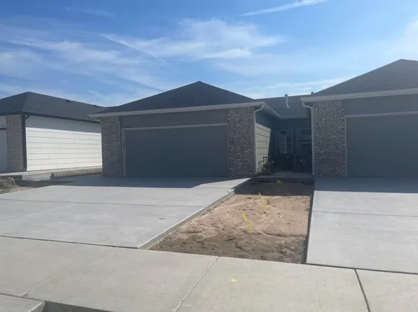 5218 N Cypress Cir, Wichita, KS 67226