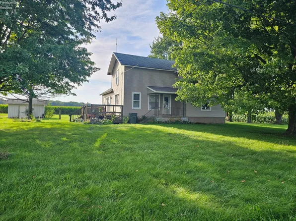 670 N County Road 260, Clyde, OH 43410