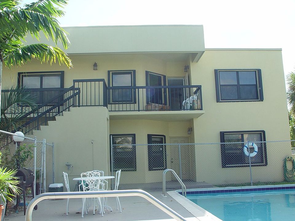 Unit 10 Front Entrance