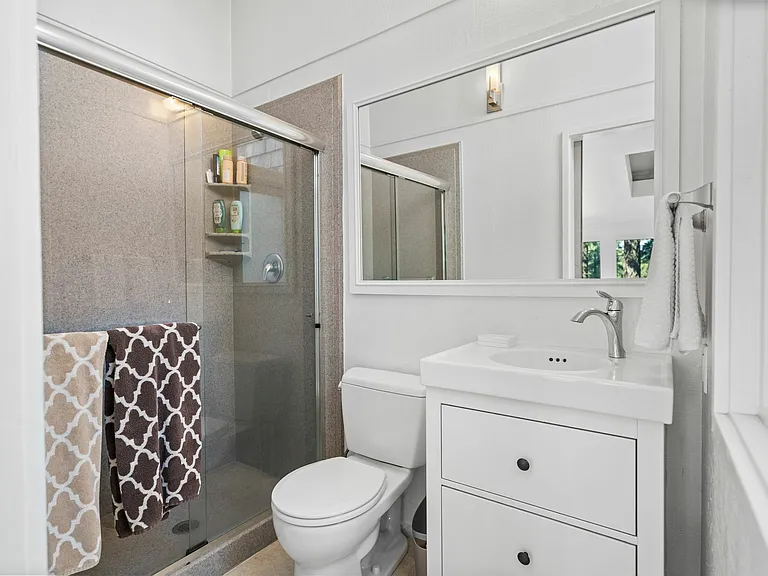 40 Fir Ave — Photo 12