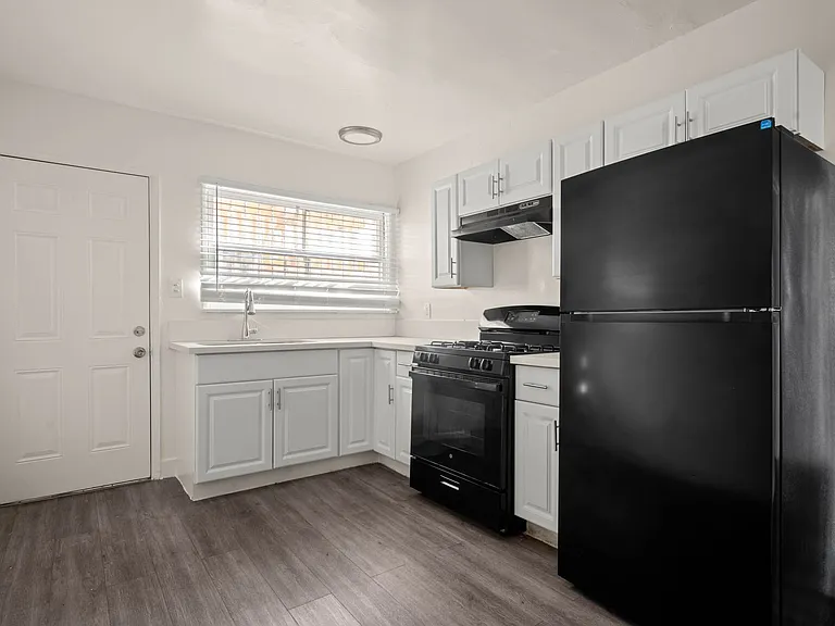 4108-4106 W Palmwood Dr #4108-04 — Photo 6
