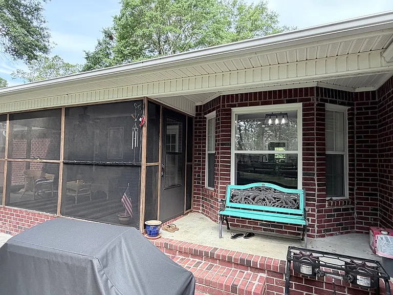 90 Old Spring Ct — Photo 17