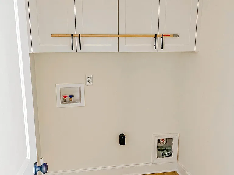 2426 Laurens St — Photo 10