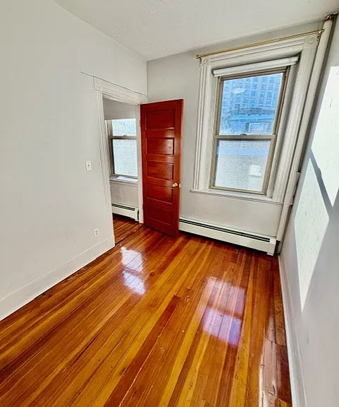 9 Thacher Ct #3 — Photo 4