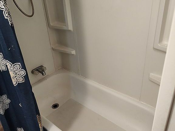 4th image of 6372 126th Ave N #19