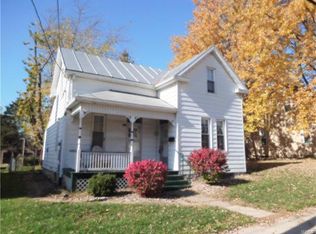 307 S Market St, Waterloo, IL 62298