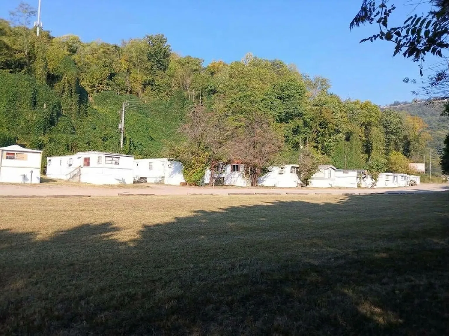Signal Mountain Estates — Photo 2