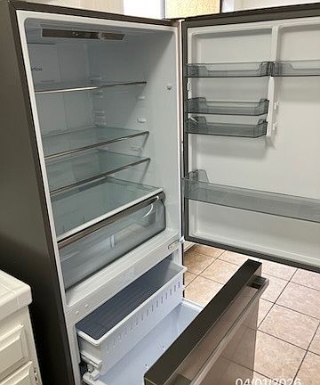 5th image of 21025 Bryant St APT 18