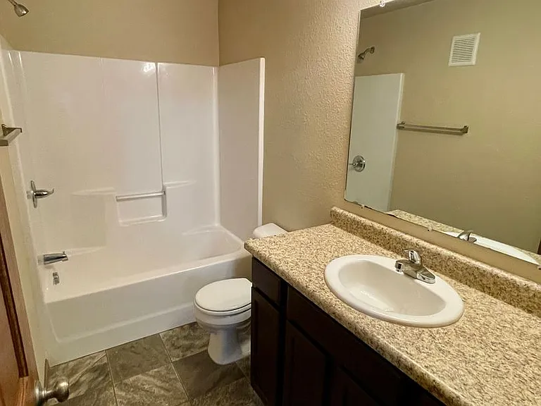 4210 Kateland St — Photo 12