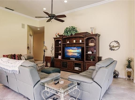 5th image of 4402 Novato Ct