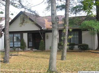 533 Warwick Ct #B, Manchester Township, NJ 08759