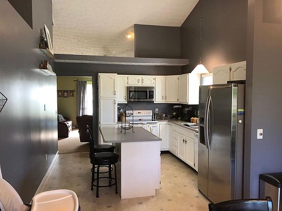 4th image of 35 S Glen Oak Dr