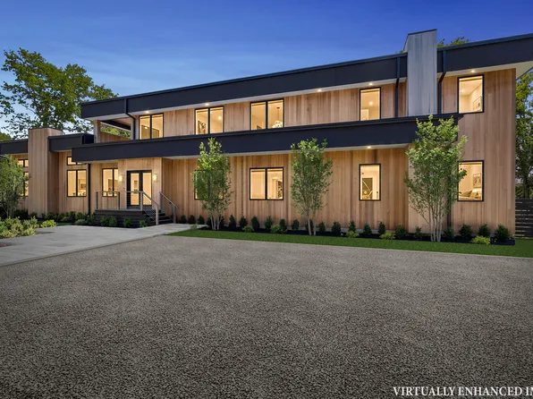 8 Hilo Dr, Shelter Island, NY 11964