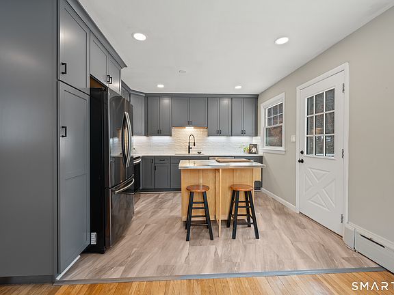 5th image of 3 Valery Road