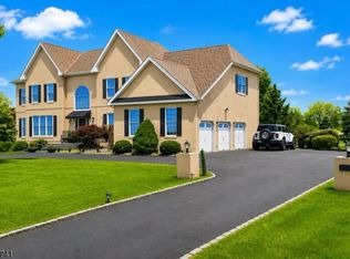 1 Valis Rd, Hillsborough Twp., NJ 08844