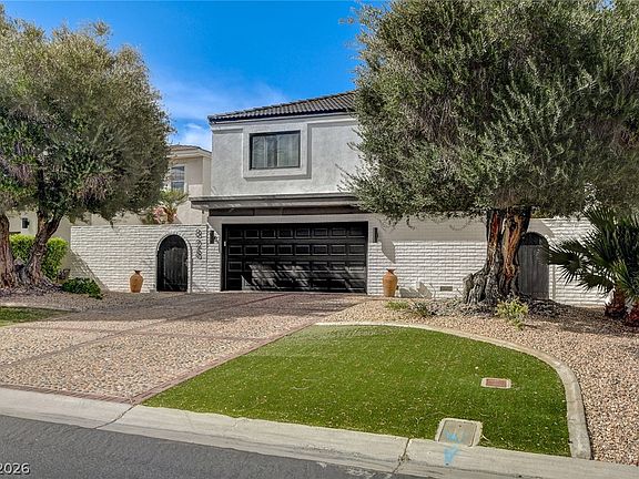 2nd image of 828 Vegas Valley Dr