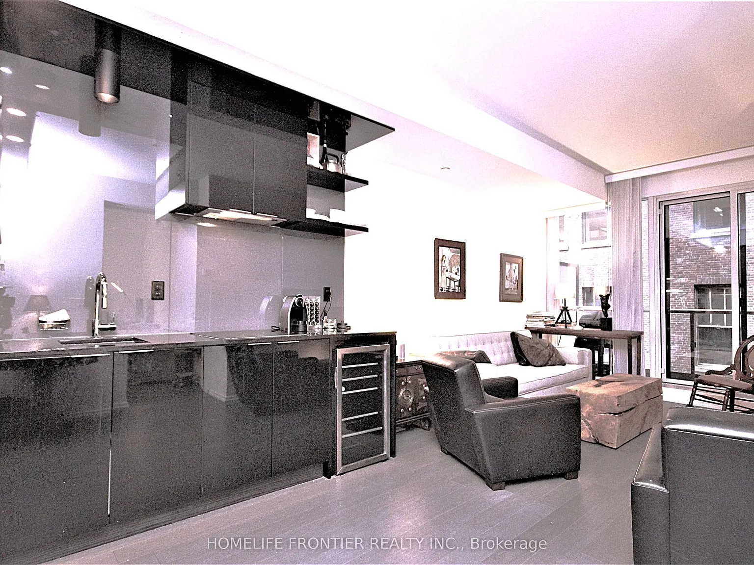INDX - Residence — Photo 3