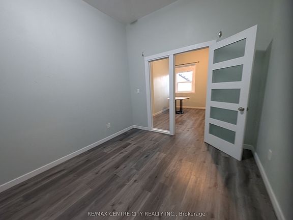 4th image of 362 Richmond St Floor 2