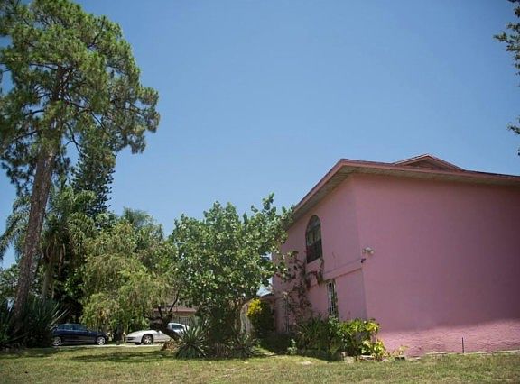 3rd image of 4703 Juanita Ave