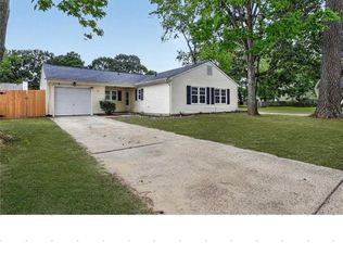 20 Sanlun Lakes Dr, Hampton, VA 23666