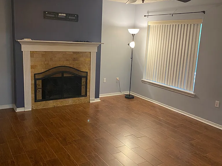2418 Headwaters Dr — Photo 3