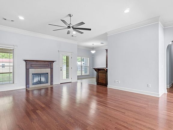 3rd image of 13168 Autumnwood Pkwy
