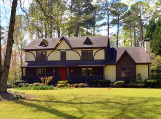 2264 Forestglade Dr, Stone Mountain, GA 30087