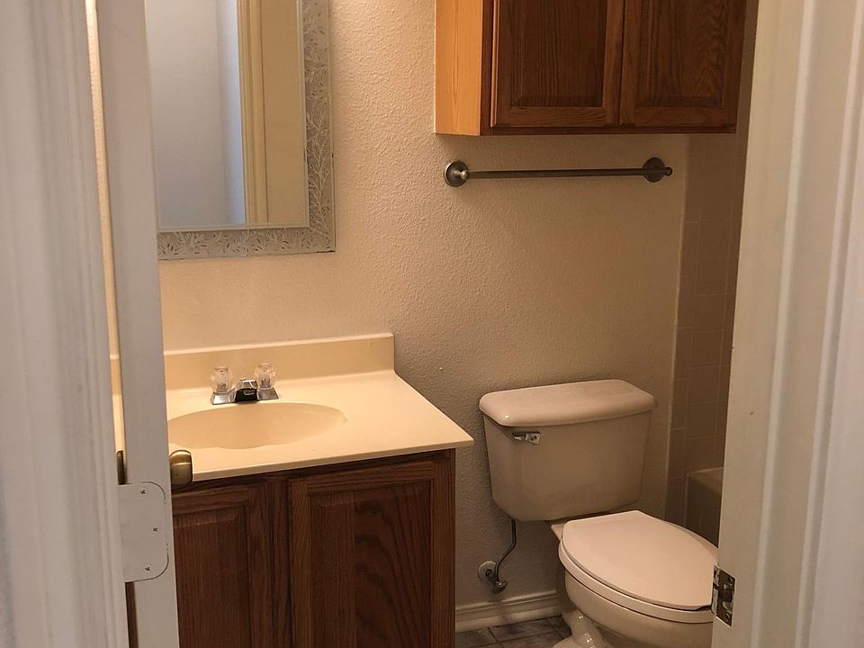 1st image of 16542 Alwick Ln