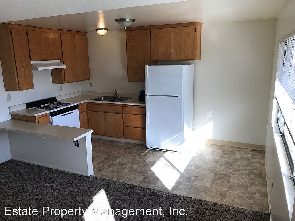 1st image of 810 S Smith St APT 7