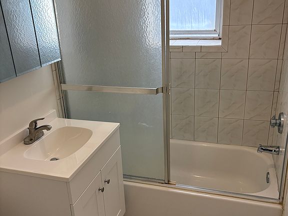 3rd image of 235 Lexington Ave #2R