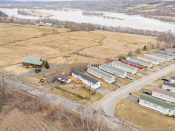 5th image of 7 Barrington Rd