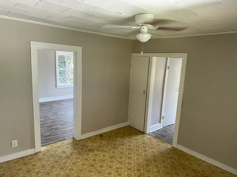 740 W Merrill St — Photo 11