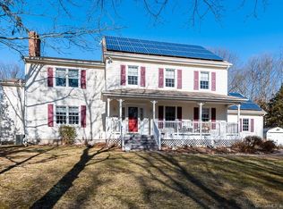12 Brenda Ln, Old Saybrook, CT 06475
