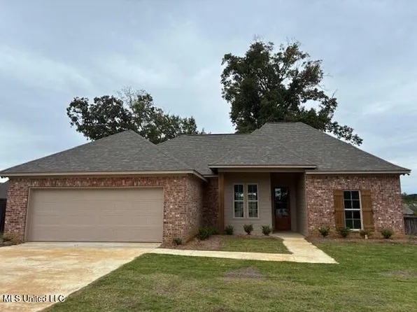 124 Saint Croix Ln, Madison, MS 39110
