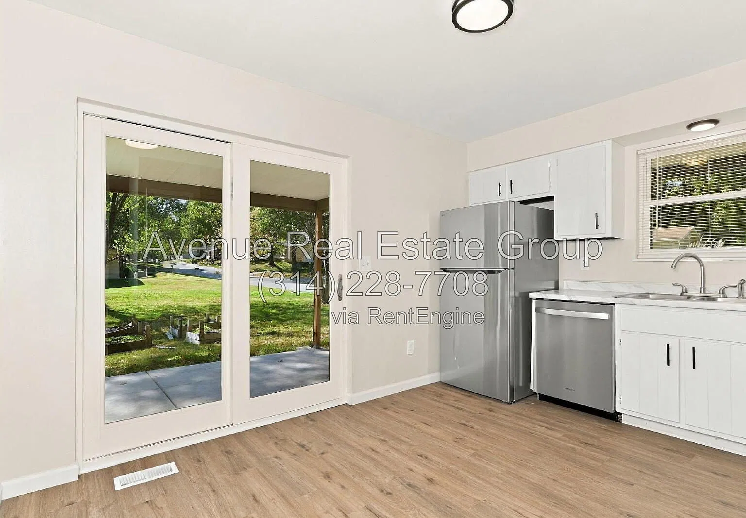 3 bed, 1.0 bath, 864 sqft, $1,550 — Photo 4