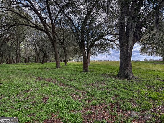 2nd image of 1 County Line Church Rd