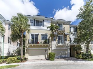526 NW 39th Cir #526, Boca Raton, FL 33431