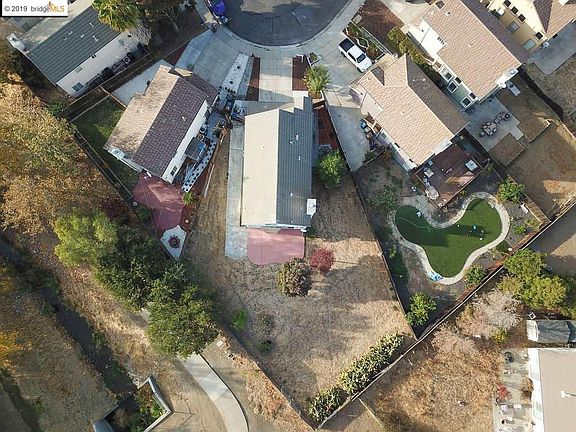 5th image of 4929 Willowbrook Way