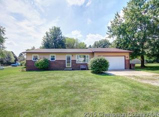 609 Hillside Dr, Mahomet, IL